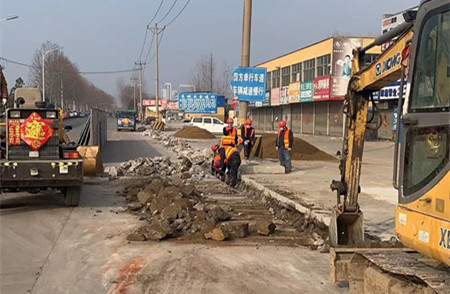 3月份清河北路施工_副本.jpg