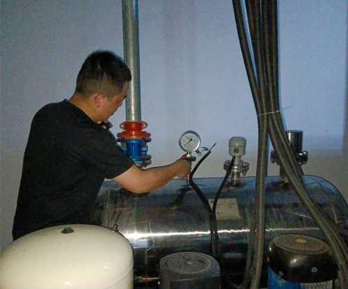 夏季检修无负压供水设备_副本.jpg