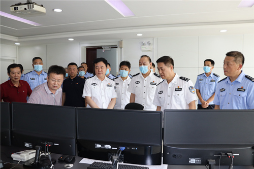 省公安厅来检查反恐维移稳工作_副本.jpg